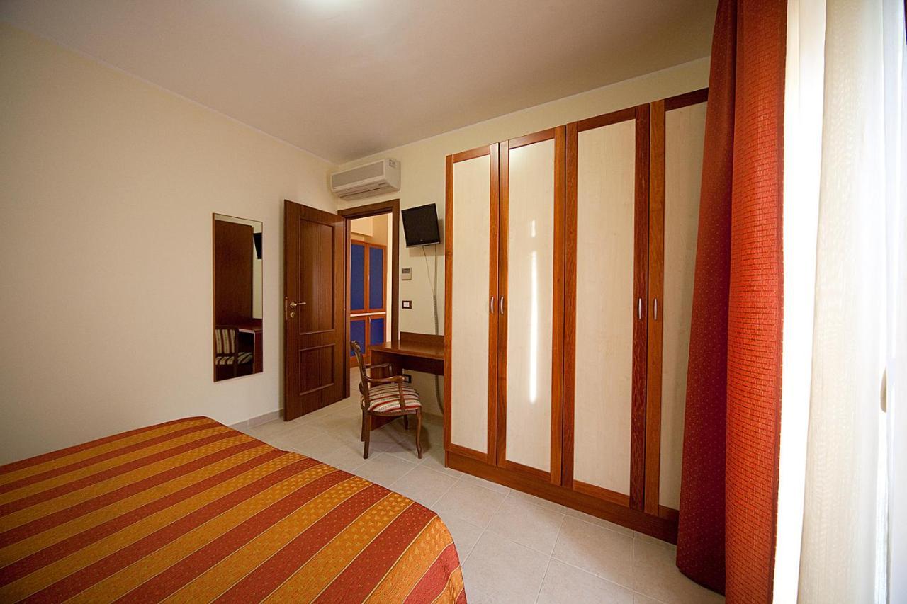 Hotel Residence Al.Pa. ريجّو دي كالابريا المظهر الخارجي الصورة